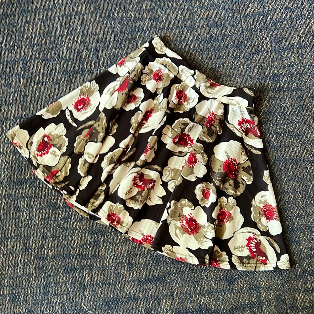 Floral circle/skater skirt